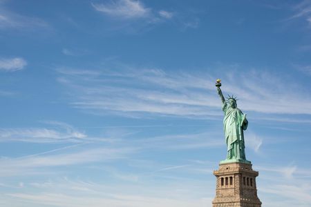 Statue of Liberty fully guided tour with Ellis Island