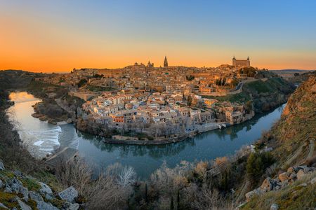 Toledo hot-air balloon flight with transfer from Madrid