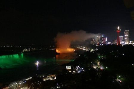 Niagara Falls night illumination tour