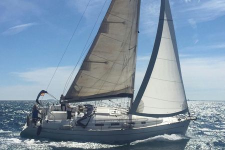 Exclusive Private Sailing Boat Cruise with Open Bar and Snacks