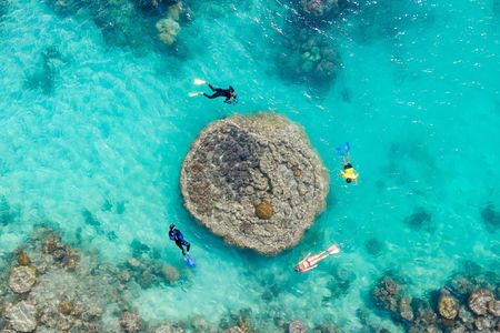 Airlie Beach fly and raft Southern Lights package