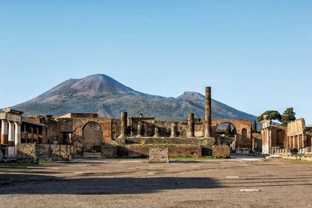 Pompeii and Vesuvius small group tour from Maiori with skip-the-line tickets
