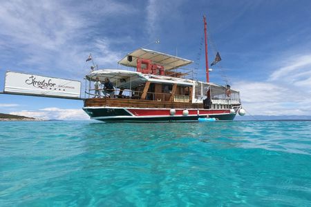 Full-day round trip sailing experience from Poreč to Rovinj with lunch