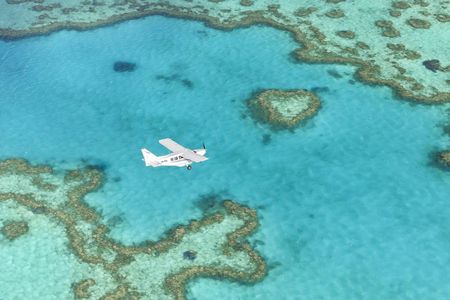 1 hour scenic flight, Whitehaven Beach, Hill Inlet, GBR and Heart Reef