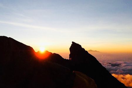 Mount Agung sunrise trekking from Pasar Agung Temple