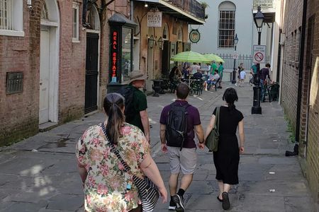 The Local's Guide to the French Quarter Tour
