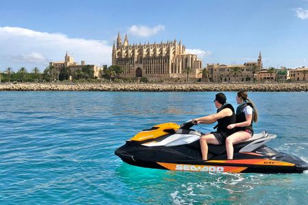 Palma de Mallorca 30-minute Jet Ski Tour with Visit to the Cathedral