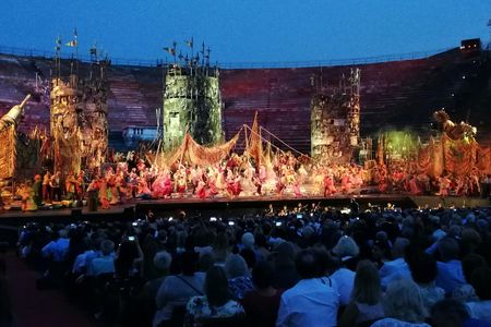 Verona Opera tickets with transfer from Lake Garda