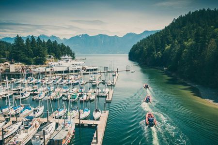 Bowen explorer boat tour of Howe Sound with shuttle transfer