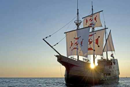 Sunset carrack ship cruise