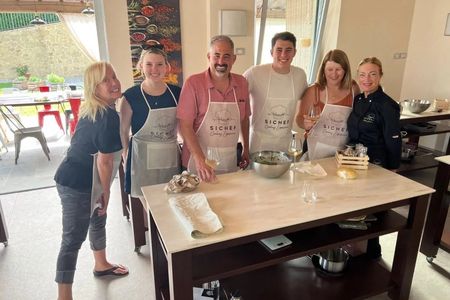 Tuscan cooking class with lunch