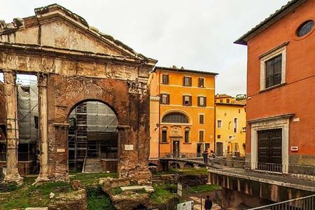 Tour of Rome's Jewish Ghetto