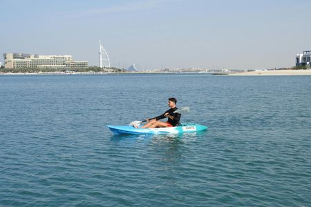 Single-seat Kayak Rental on The Palm Jumeirah - One Hour