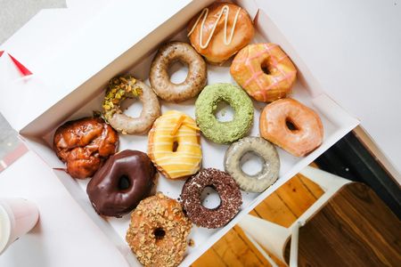2-hour donut tour of Vancouver's downtown with Gastown