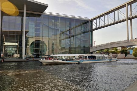 2.5-Hour Berlin Spree Cruise from Friedrichstraße