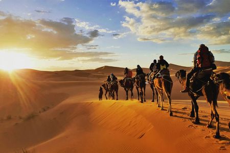 Excursion to the Agafay Desert with dinner in a tent at sunset