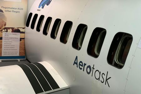 60-minute flight in the Airbus A320 flight simulator in Munich