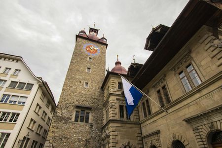 Exclusive Private Guided Tour of Lucerne's Architecture with a Local