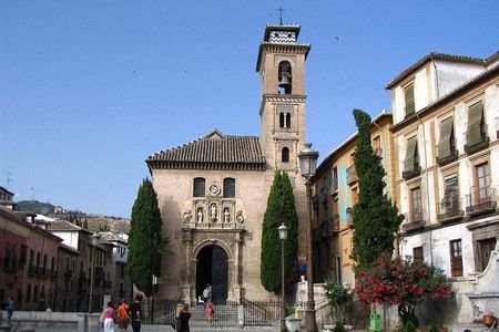 Private guided tour of Albaicín and Sacromonte
