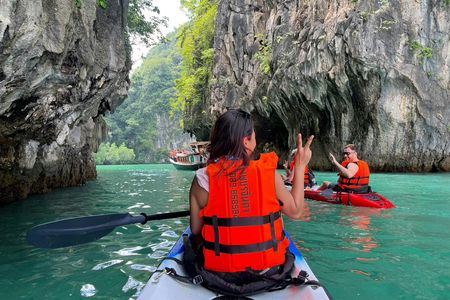 Kayak paddling tour of the Hong Islands from Krabi