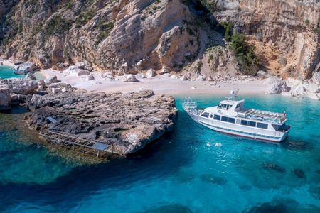 Gulf of Orosei mini cruise from Cala Gonone