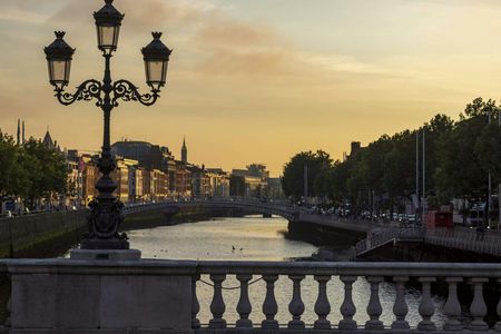 Dublin city guided walking tour