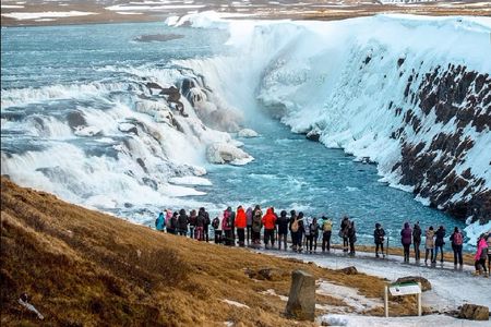 Golden Circle and Northern Lights guided tour from Reykjavik