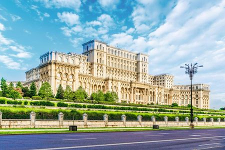 River Cruises Collection: The Best of Bucharest