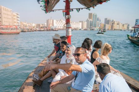 Guided walking tour of Dubai with local snacks