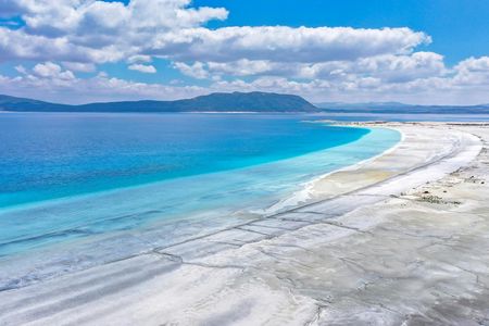 Lavender and Salda lake guided tour with lunch and pick-up