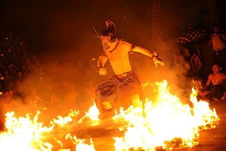 BALI Private tour Tanah Lot,Uluwatu Temple Sunset & Kecak Dance