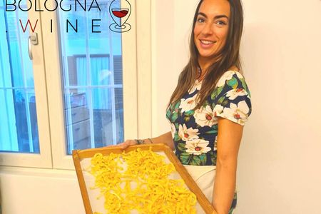 The secrets of the Bolognese table cooking class