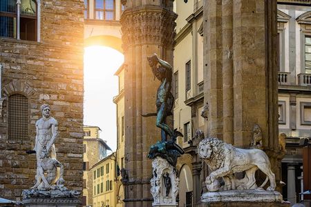 Florence guided tour with visit to Accademia Gallery, Duomo and lunch