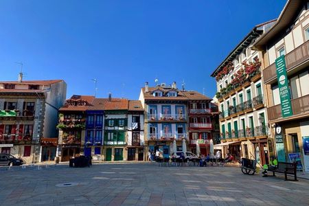 Hondarribia, San Juan and San Pedro minivan guided tour from San Sebastián