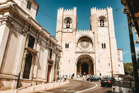 Private tour of the Lisbon hills