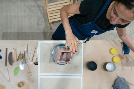 Introductory workshop to artisanal ceramics in Barcelona