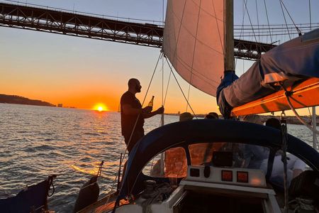 Sunset cruise on the Tagus in Lisbon