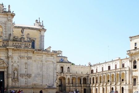 Lecce private walking tour with food tasting