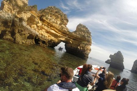 1 hour boat cruise to Ponta da Piedade from Lagos