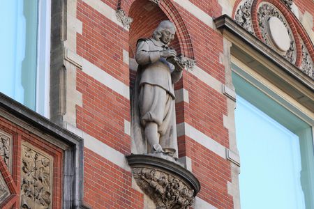 Stedelijk museum guided tour: contemporary art and inspirations