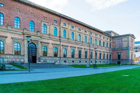 Alte Pinakothek private tour