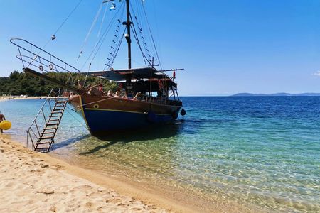 Turtle Island Boat Cruise Ticket