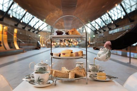 Entrance at the Cutty Sark with afternoon tea