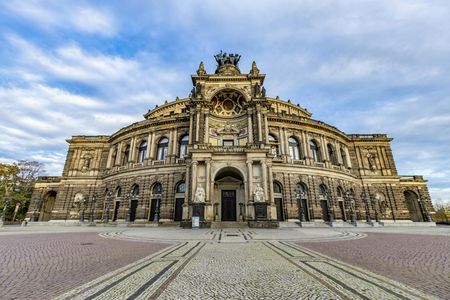 Explore Dresden in 1 hour with a Local