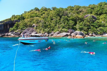 Similan Islands snorkeling tour from Khao Lak with lunch and snacks