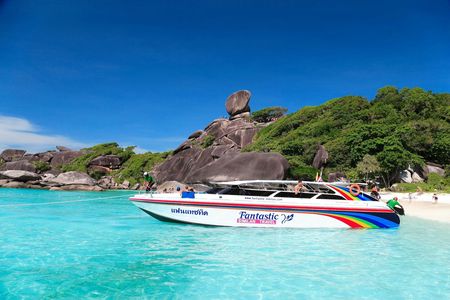 Snorkeling tour to the Similan Islands from Phuket with lunch
