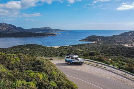 Beaches and mountains of Chia full-day 4x4 tour from Cagliari
