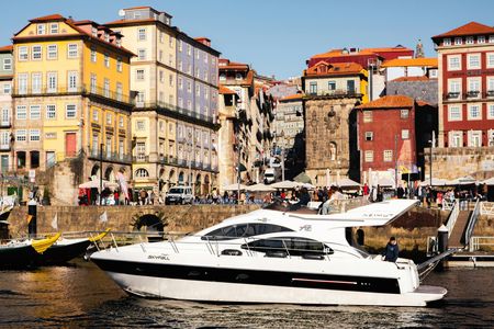 Private yacht cruise on the Douro River at sunset