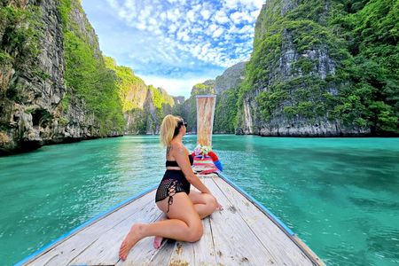 Private Phi Phi 4-hour tour with long-tail boat, Maya Bay and snorkel