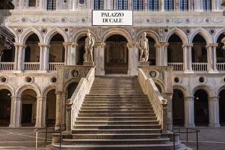 Guided Tour of Doge's Palace with Skip the line ticket